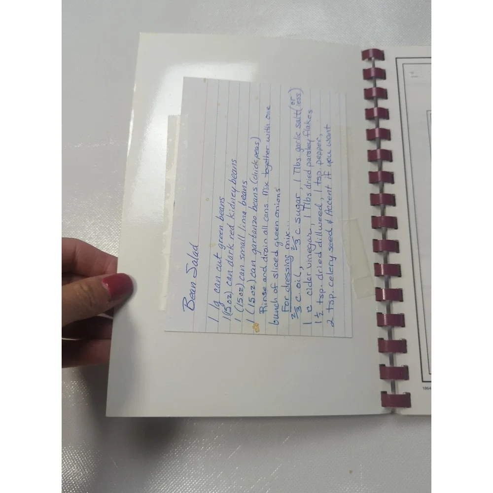 First Presbyterian Church‎ Weaverville, North Carolina Spiral Cookbook 1998 2nd